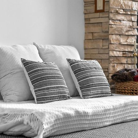 ⭐️ Luxury Mountain View Studio In Canmore ⭐️ エクステリア 写真