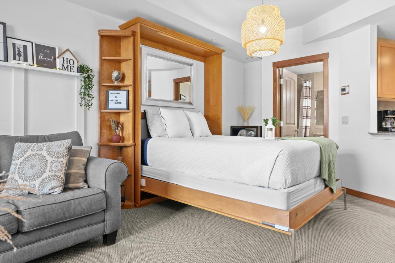 ⭐️ Luxury Mountain View Studio In Canmore ⭐️ エクステリア 写真