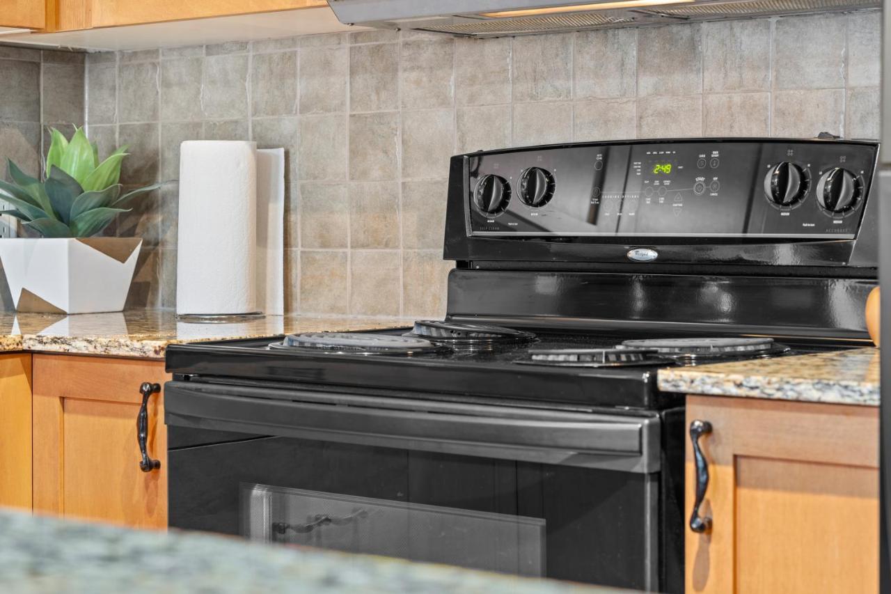 ⭐️ Luxury Mountain View Studio In Canmore ⭐️ エクステリア 写真