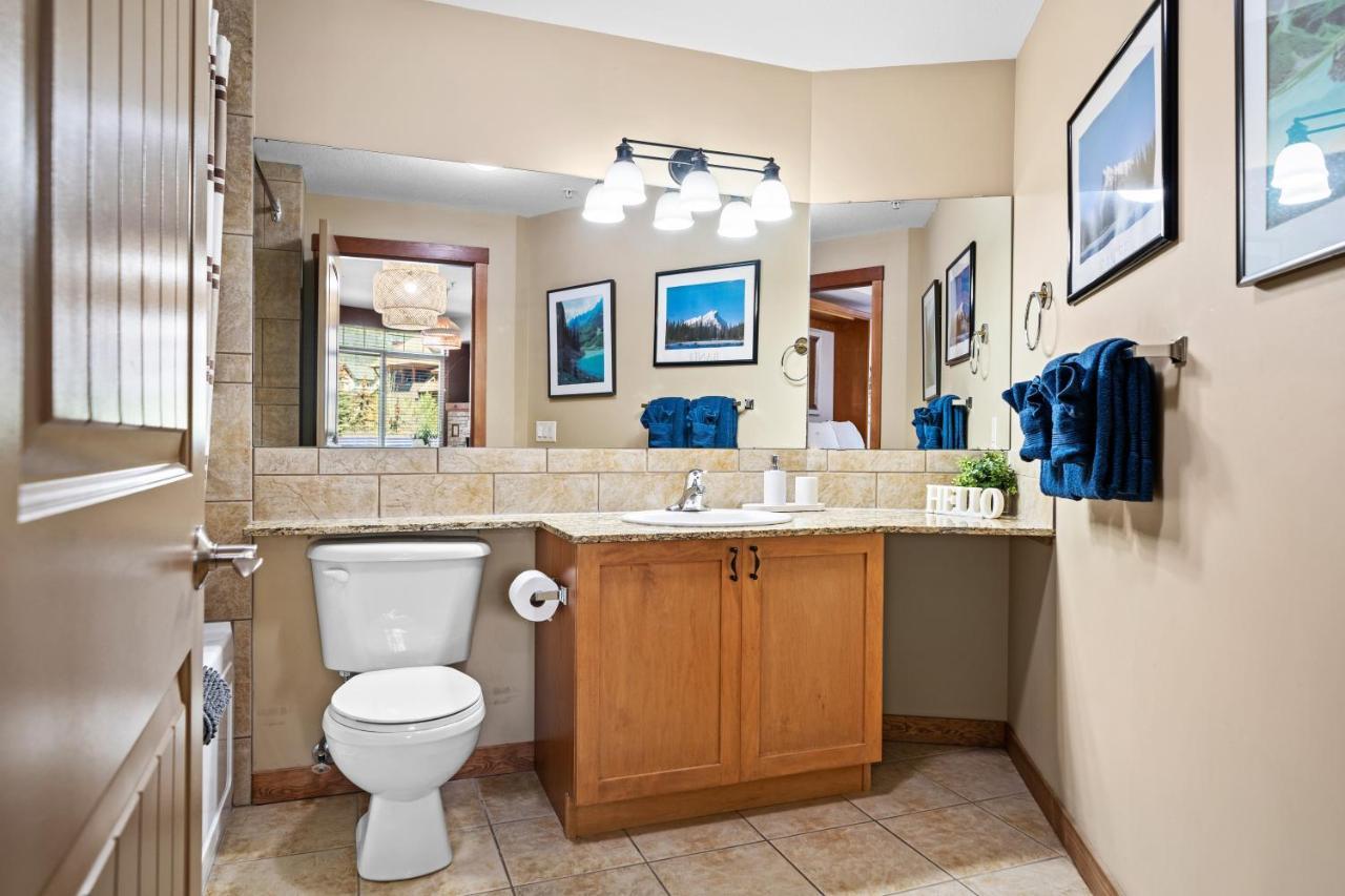 ⭐️ Luxury Mountain View Studio In Canmore ⭐️ エクステリア 写真